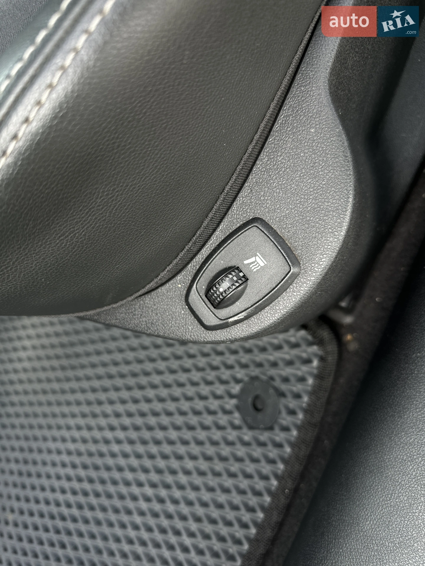 2012 Renault Laguna - мініатюра 23
