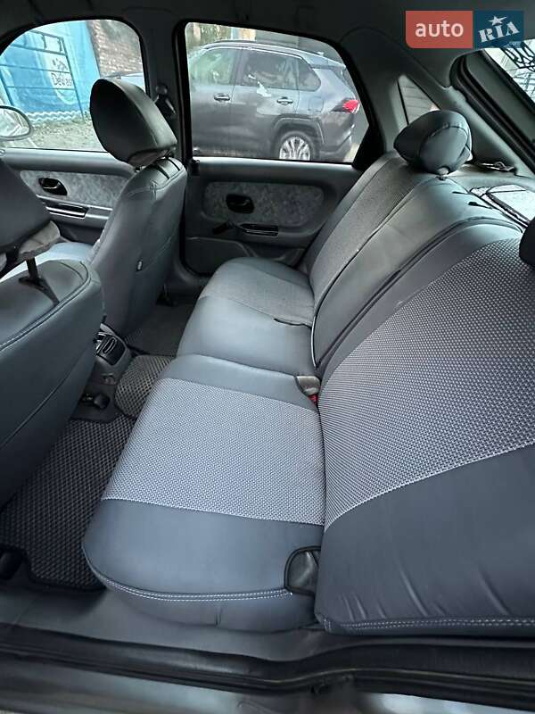 Лифтбек Renault Laguna 1996 в Умани фото 17 Лифтбек Renault Laguna 1996 в Умани