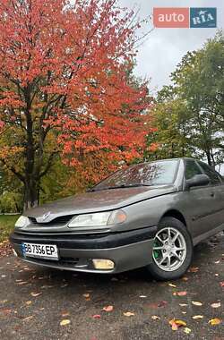 Ліфтбек Renault Laguna 1996 в 