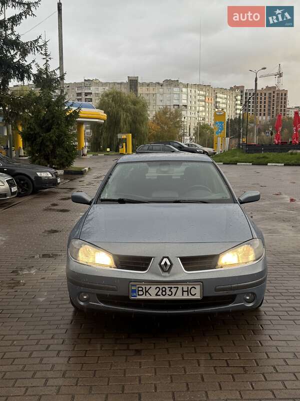 Лифтбек Renault Laguna 2006 в Ровно фото 2 Лифтбек Renault Laguna 2006 в Ровно