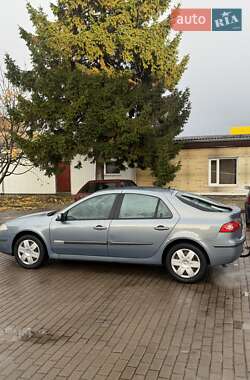 Ліфтбек Renault Laguna 2006 в  фото 8 Ліфтбек Renault Laguna 2006 в