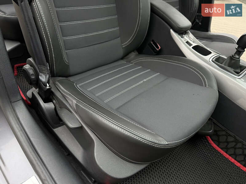 Универсал Renault Laguna 2011 в Киеве