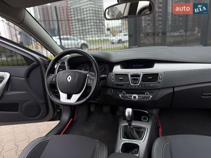 Универсал Renault Laguna 2011 в Киеве