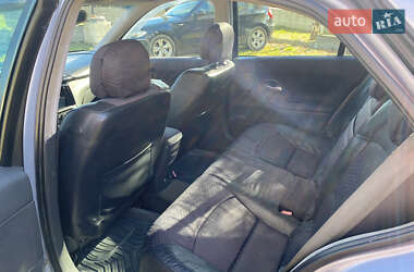 Ліфтбек Renault Laguna 2001 в  фото 28 Ліфтбек Renault Laguna 2001 в