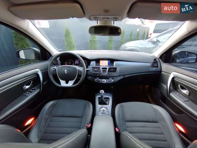 Універсал Renault Laguna 2010 в Івано-Франківську фото 2 Універсал Renault Laguna 2010 в Івано-Франківську