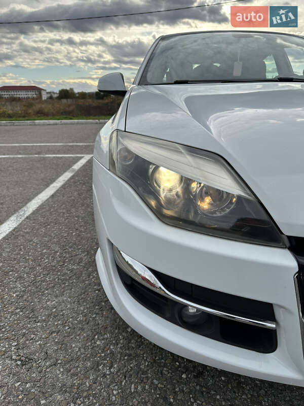 Лифтбек Renault Laguna 2011 в Черновцах