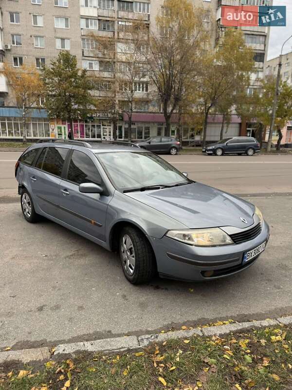 Універсал Renault Laguna 2004 в  фото Універсал Renault Laguna 2004 в