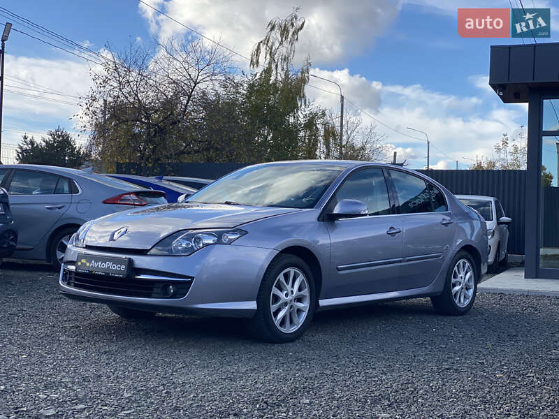 Ліфтбек Renault Laguna 2009 в Луцьку