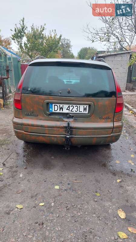 Универсал Renault Laguna 2000 в Березане