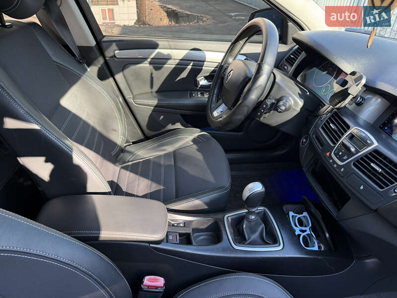 Универсал Renault Laguna 2008 в Киеве фото 24 Универсал Renault Laguna 2008 в Киеве