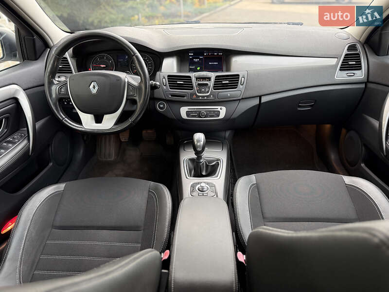 Ліфтбек Renault Laguna 2014 в Тернополі