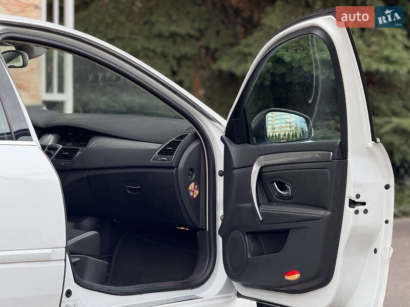 Ліфтбек Renault Laguna 2014 в Тернополі