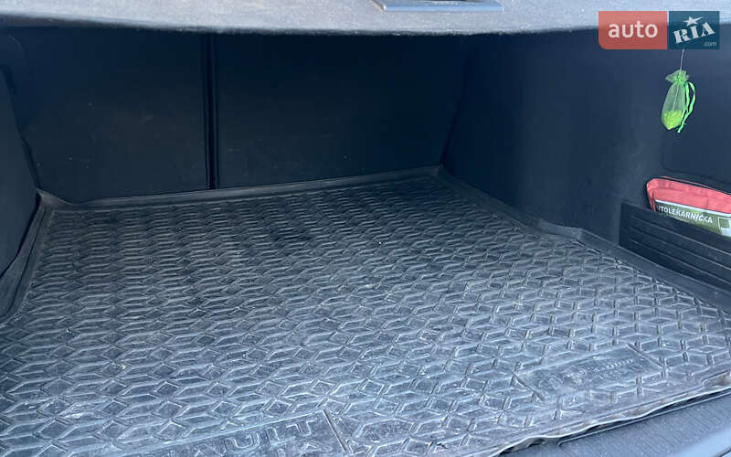 Лифтбек Renault Laguna 2012 в Коломые