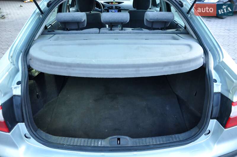 Лифтбек Renault Laguna 2003 в Львове фото 22 Лифтбек Renault Laguna 2003 в Львове