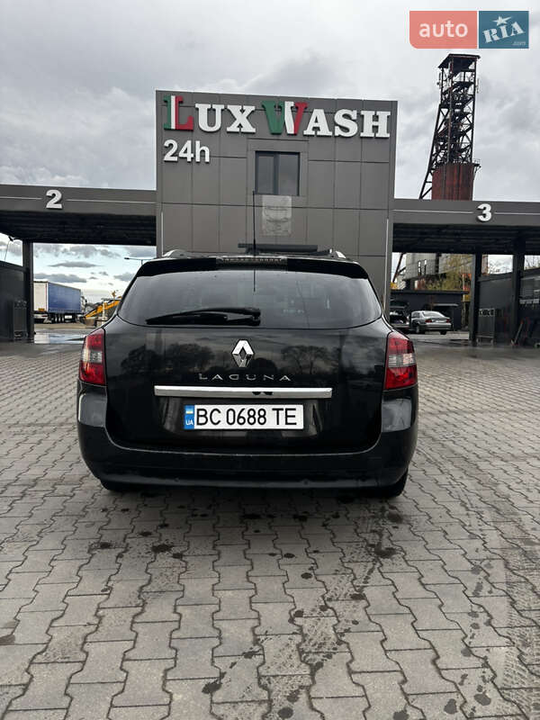 Универсал Renault Laguna 2011 в Калуше