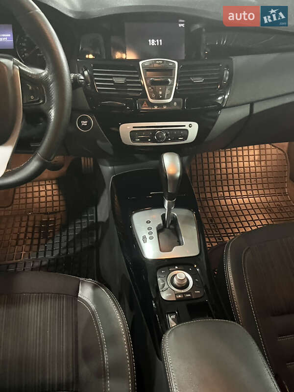 Ліфтбек Renault Laguna 2013 в Києві