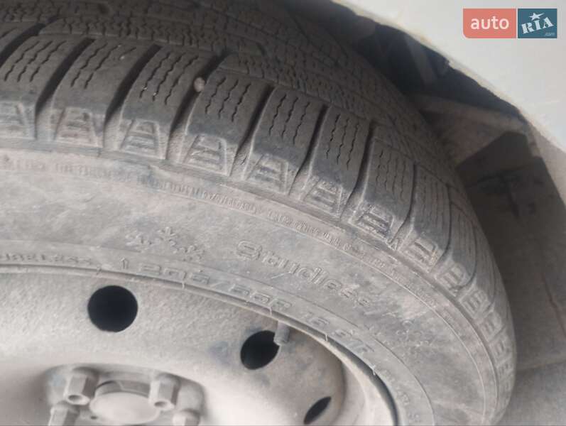 Универсал Renault Laguna 2003 в Коростышеве фото 10 Универсал Renault Laguna 2003 в Коростышеве