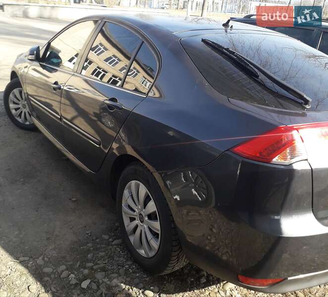 Лифтбек Renault Laguna 2008 в Черновцах