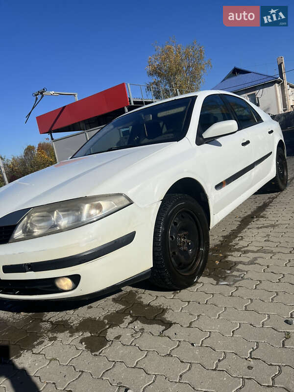 Ліфтбек Renault Laguna 2004 в Мукачевому
