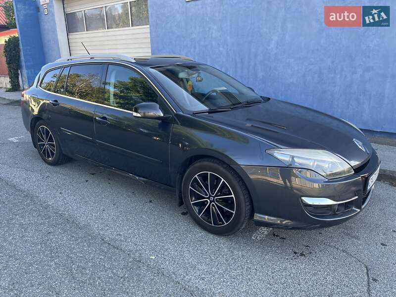 Универсал Renault Laguna 2012 в Ужгороде