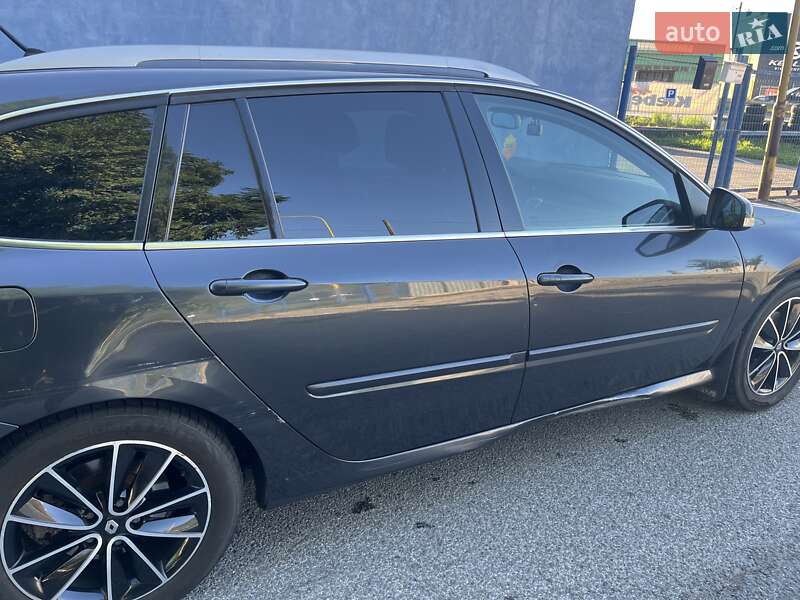 Универсал Renault Laguna 2012 в Ужгороде