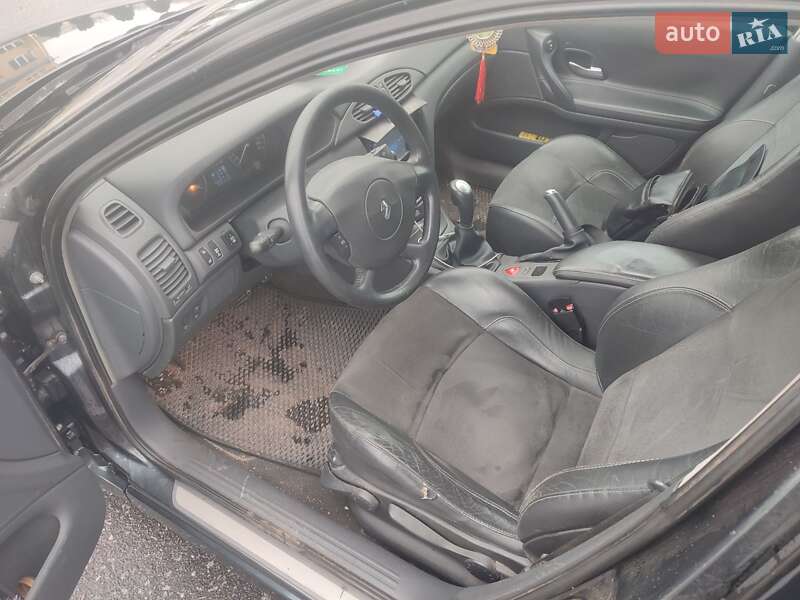 Универсал Renault Laguna 2004 в Калиновке