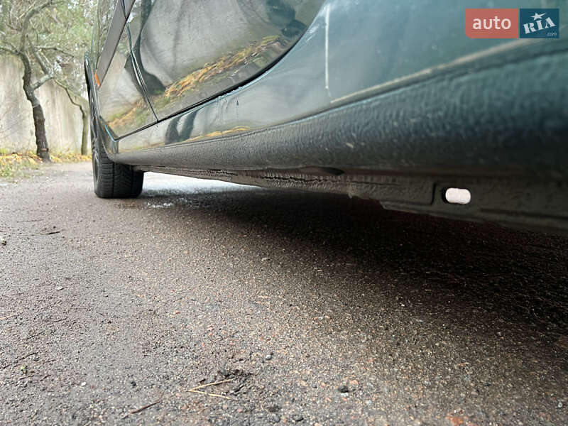 Лифтбек Renault Laguna 2003 в Житомире