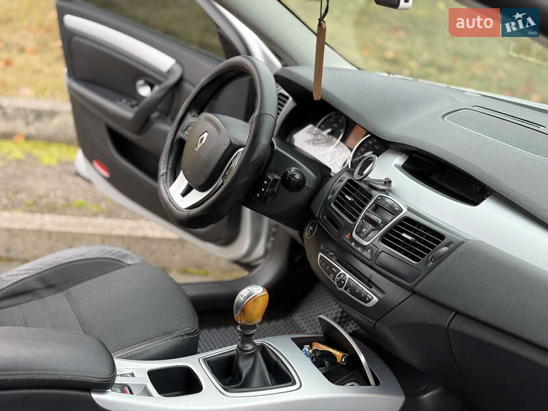 Універсал Renault Laguna 2008 в Рівному фото 18 Універсал Renault Laguna 2008 в Рівному