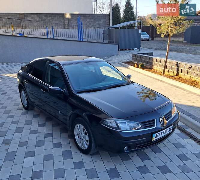 Ліфтбек Renault Laguna 2007 в Мукачевому
