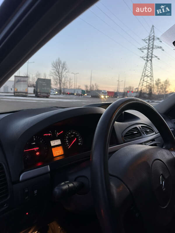 Универсал Renault Laguna 2006 в Киеве