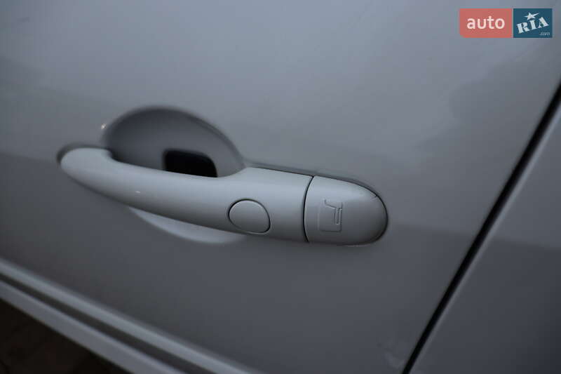 Універсал Renault Laguna 2012 в Львові