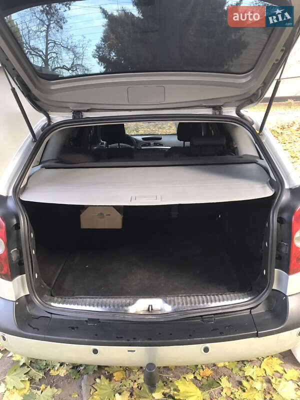 Универсал Renault Laguna 2005 в Яготине