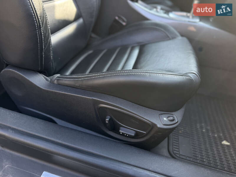 Купе Renault Laguna 2011 в Киеве