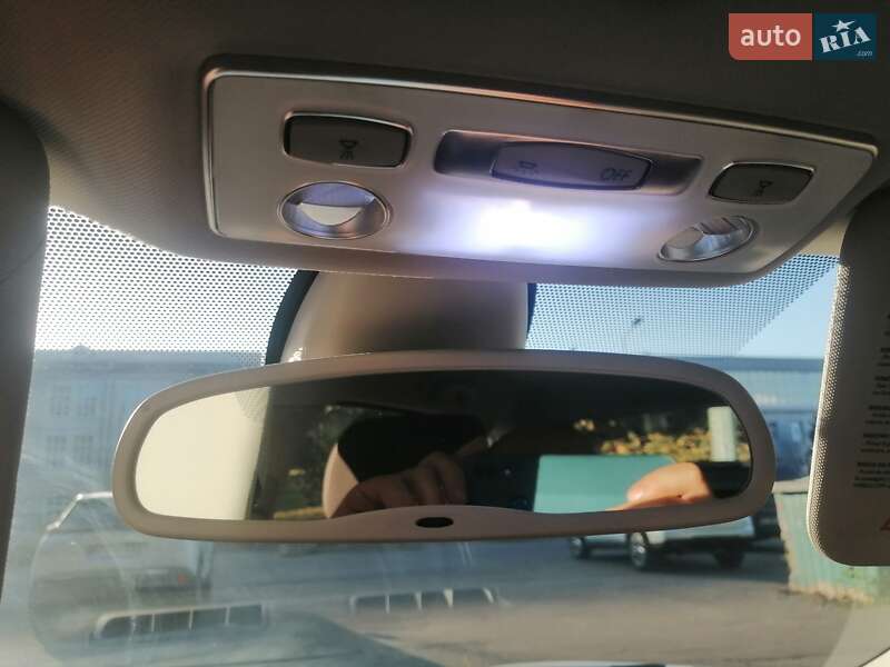 Универсал Renault Laguna 2011 в Полтаве фото 38 Универсал Renault Laguna 2011 в Полтаве