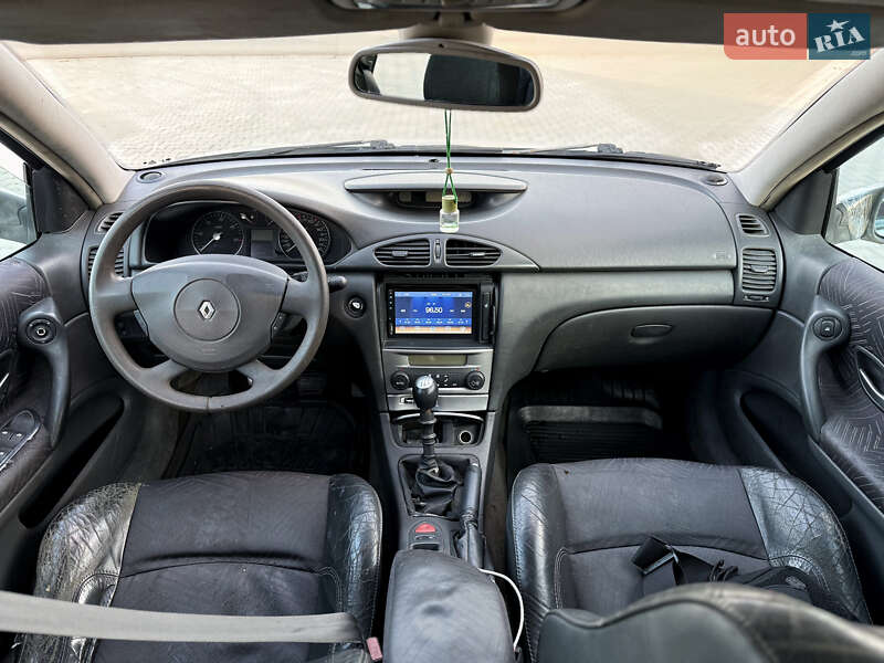 Універсал Renault Laguna 2001 в Чернівцях