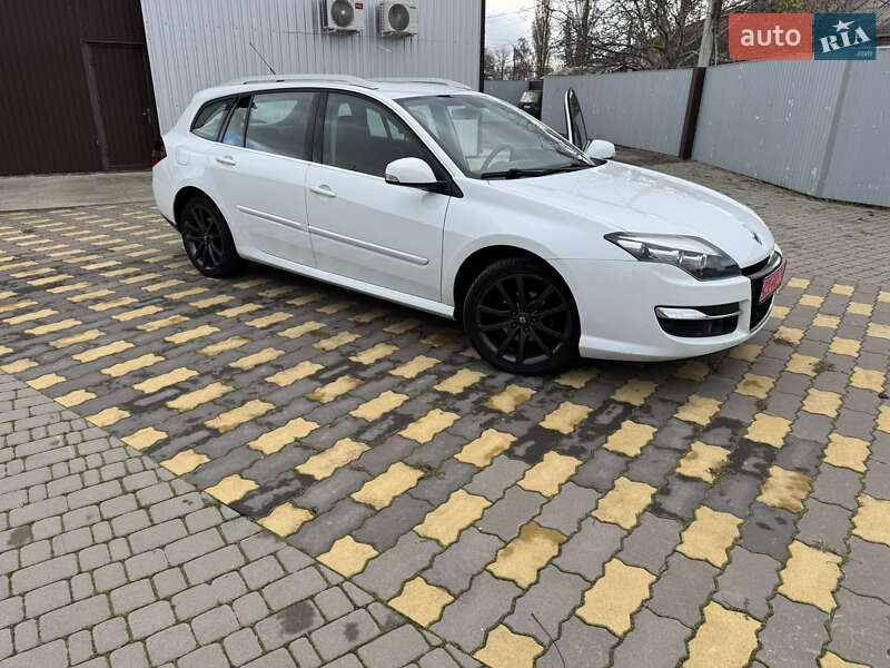 Универсал Renault Laguna 2013 в Яготине