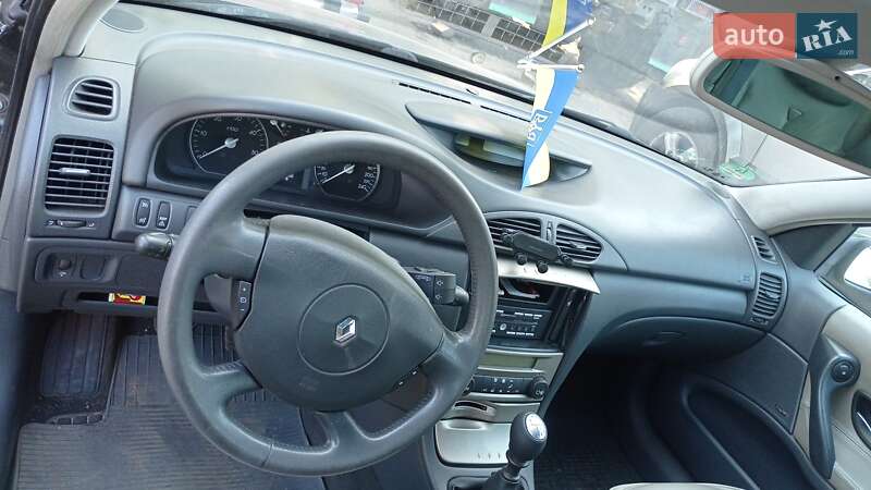 Універсал Renault Laguna 2003 в Андрушівці фото 4 Універсал Renault Laguna 2003 в Андрушівці