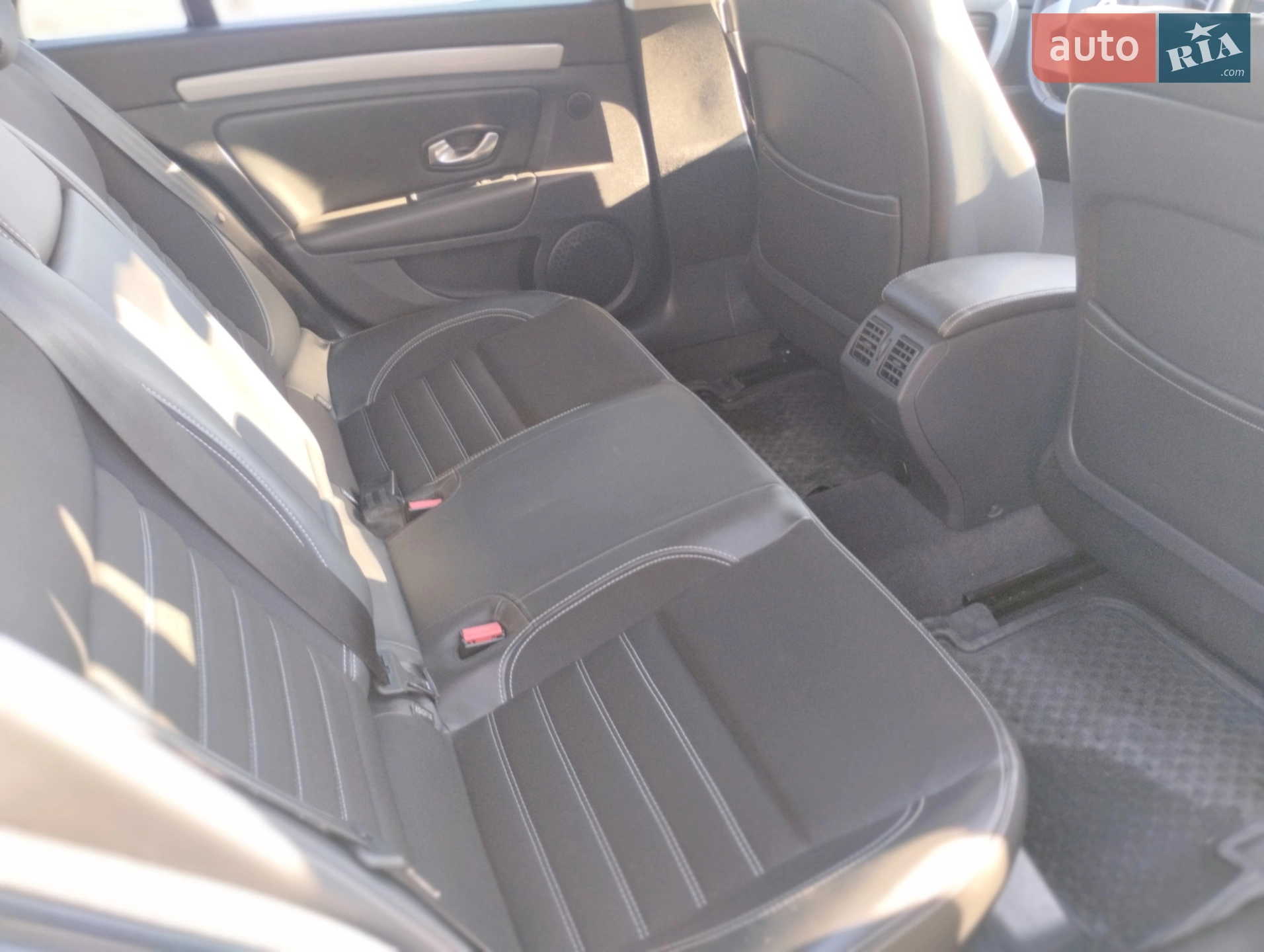 2012 Renault Laguna - мініатюра 7