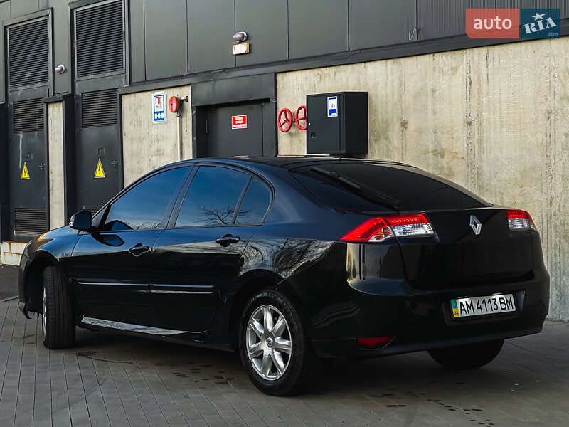 Лифтбек Renault Laguna 2008 в Киеве