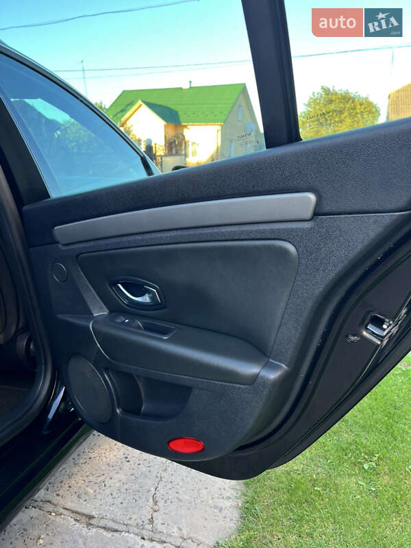 Универсал Renault Laguna 2015 в Копычинце фото 27 Универсал Renault Laguna 2015 в Копычинце