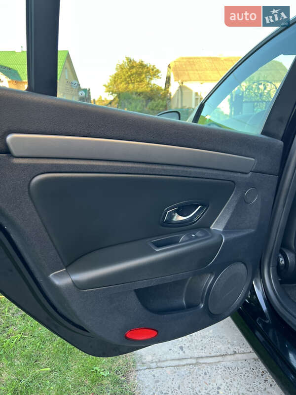 Универсал Renault Laguna 2015 в Копычинце фото 30 Универсал Renault Laguna 2015 в Копычинце