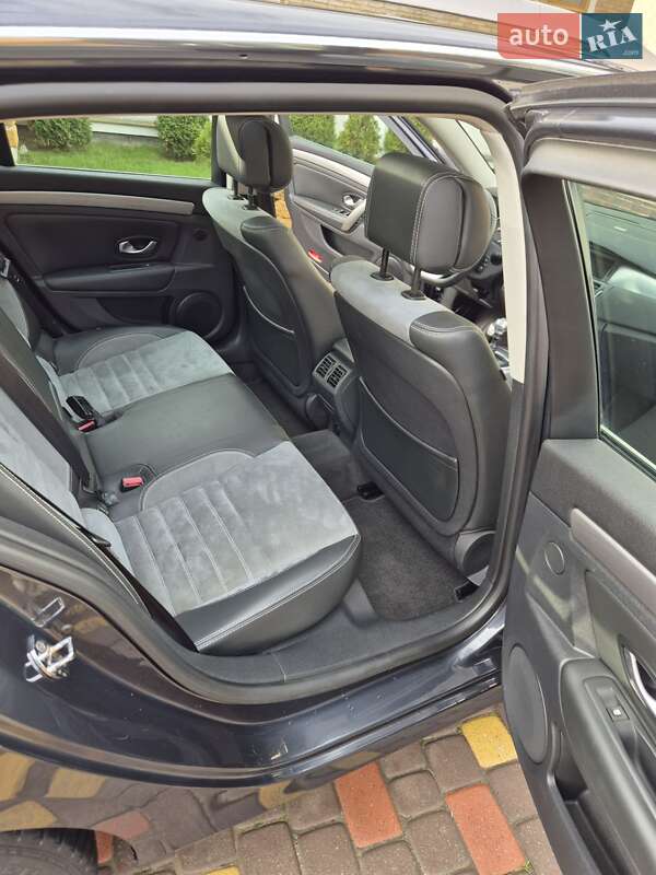 Універсал Renault Laguna 2011 в Львові фото 32 Універсал Renault Laguna 2011 в Львові