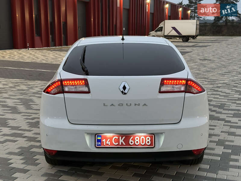 Лифтбек Renault Laguna 2015 в Львове
