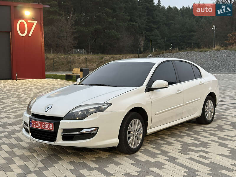 Лифтбек Renault Laguna 2015 в Львове