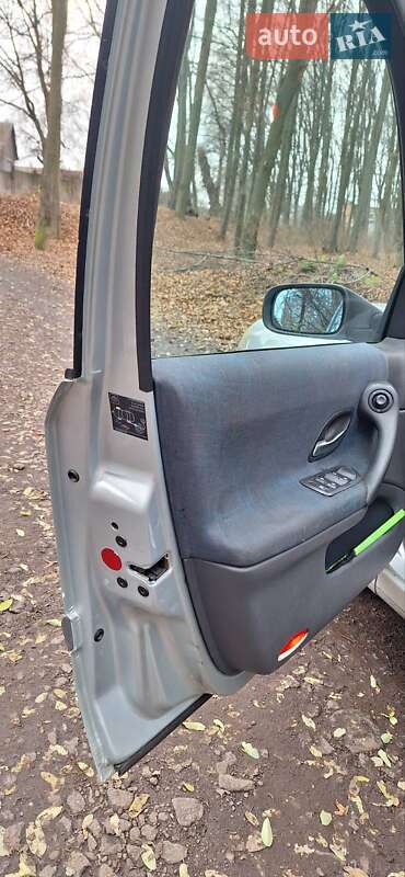 Универсал Renault Laguna 2001 в Виннице фото 8 Универсал Renault Laguna 2001 в Виннице
