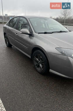Лифтбек Renault Laguna 2009 в Полтаве