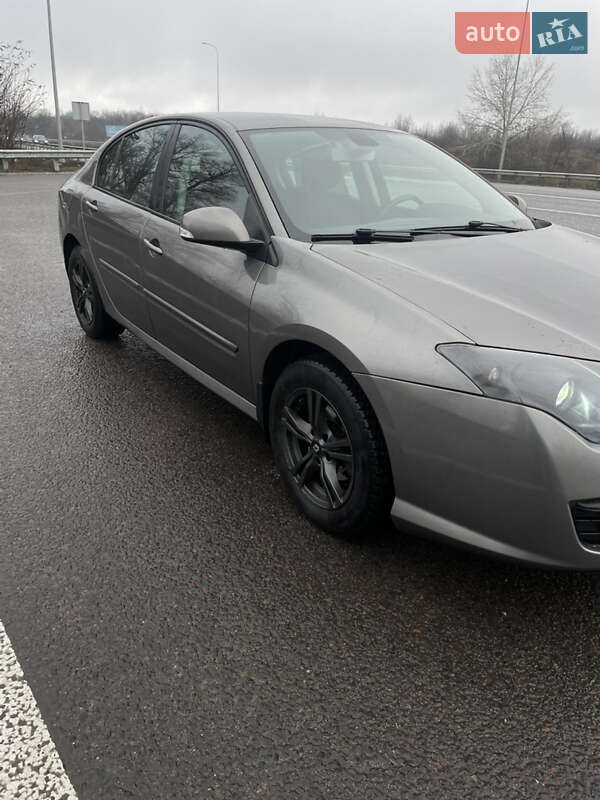 Лифтбек Renault Laguna 2009 в Полтаве