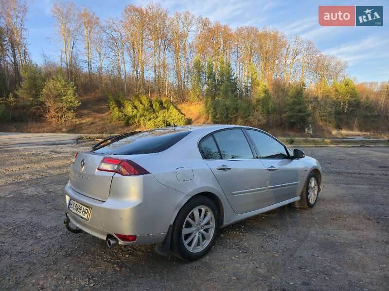 Лифтбек Renault Laguna 2011 в Ивано-Франковске фото 3 Лифтбек Renault Laguna 2011 в Ивано-Франковске