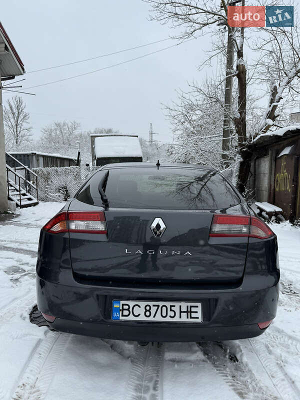 Лифтбек Renault Laguna 2011 в Львове