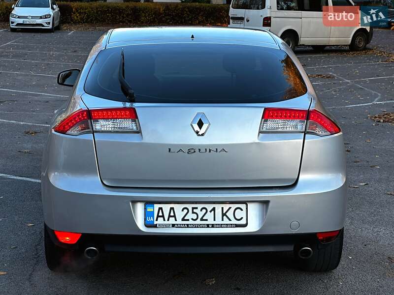 Лифтбек Renault Laguna 2008 в Виннице
